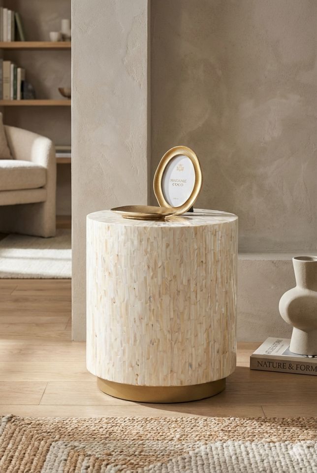 Solenne Beyaz Doğal Sedef Kaplama Lüks El İşçiliği Yan Sehpa / Tabure 40x40 H:45