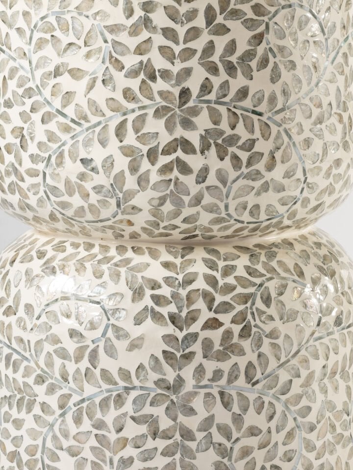 Lume Gri Sedef Kaplama El İşçliği Lüks Modern Yan Sehpa Tabure 35x35 H:40